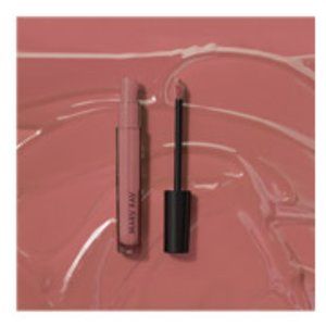 Lip Gloss: Nude Blush